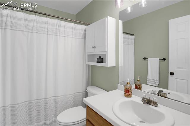 4324 Round Hill Drive