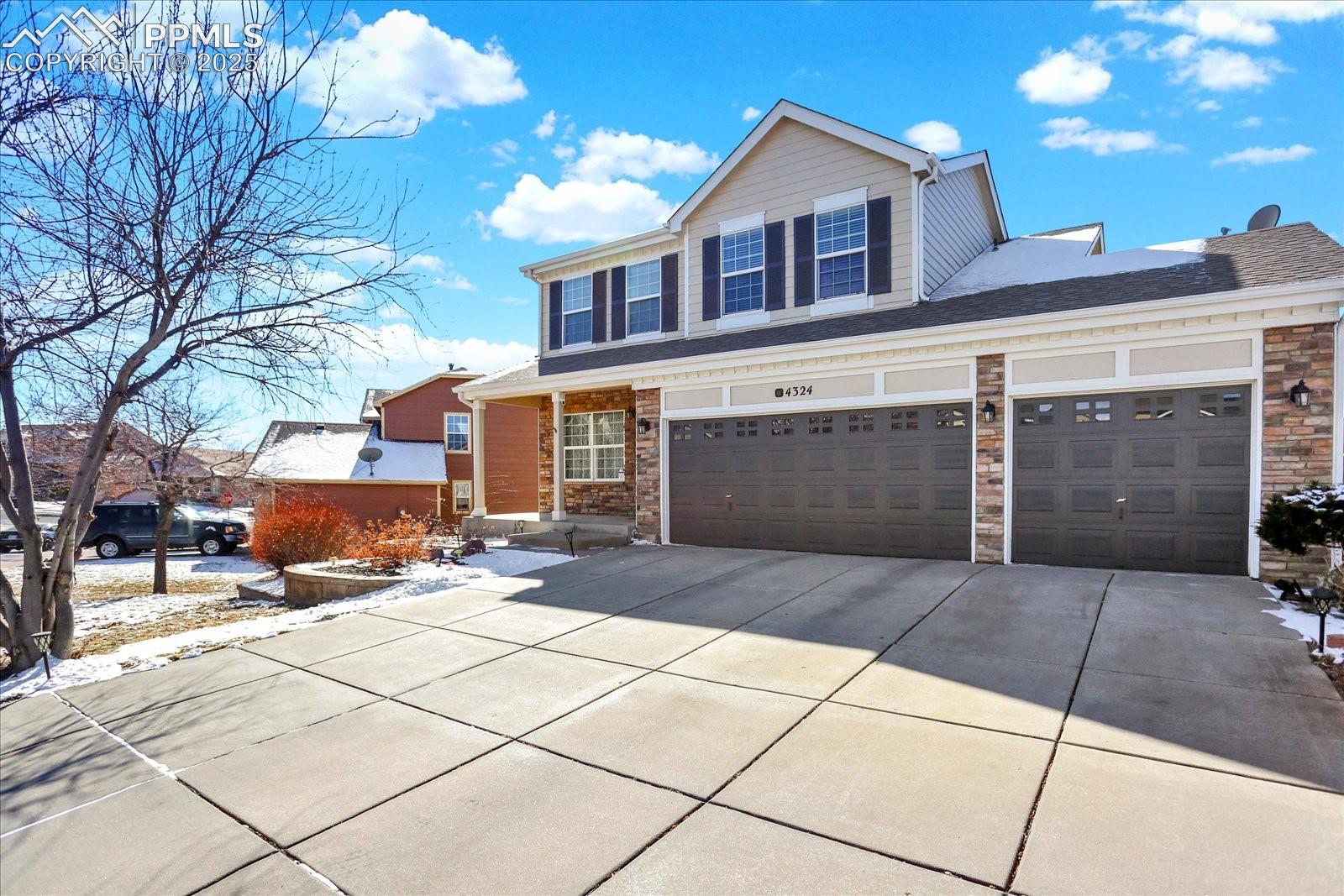 4324 Round Hill Drive