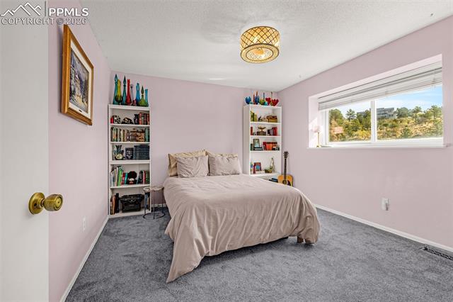 6992 Oak Valley Drive