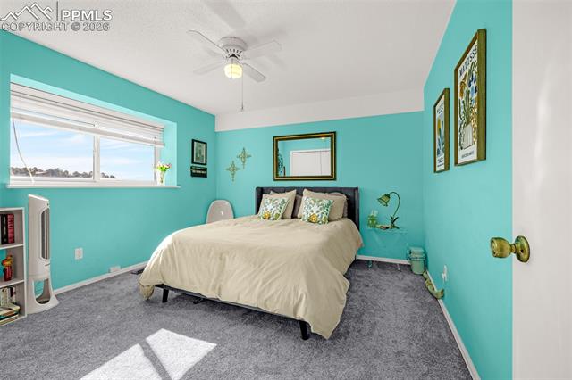 6992 Oak Valley Drive