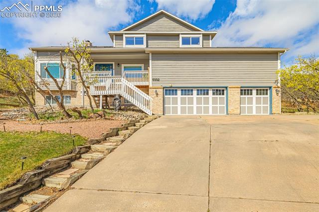 6992 Oak Valley Drive