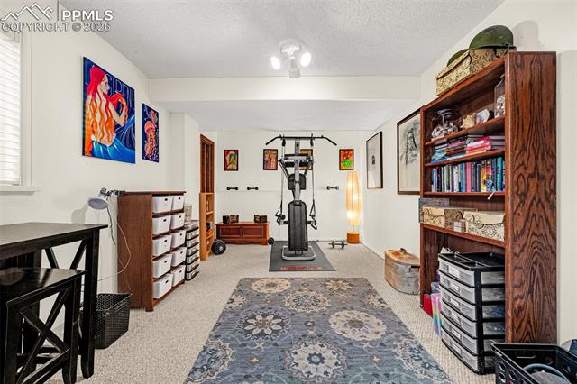 6992 Oak Valley Drive