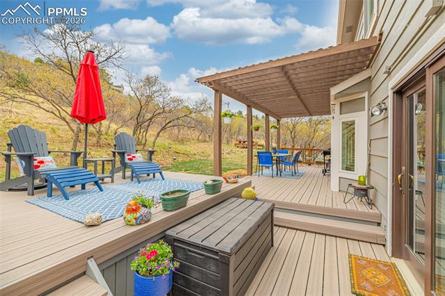 6992 Oak Valley Drive