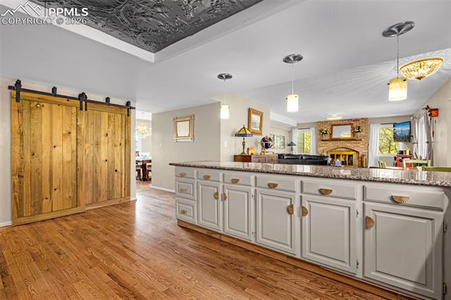 6992 Oak Valley Drive