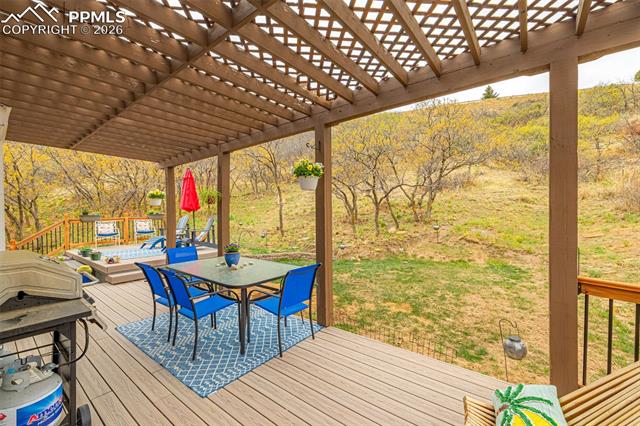 6992 Oak Valley Drive