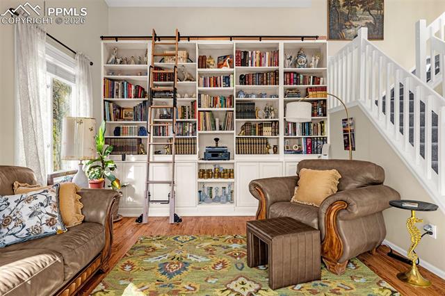 6992 Oak Valley Drive