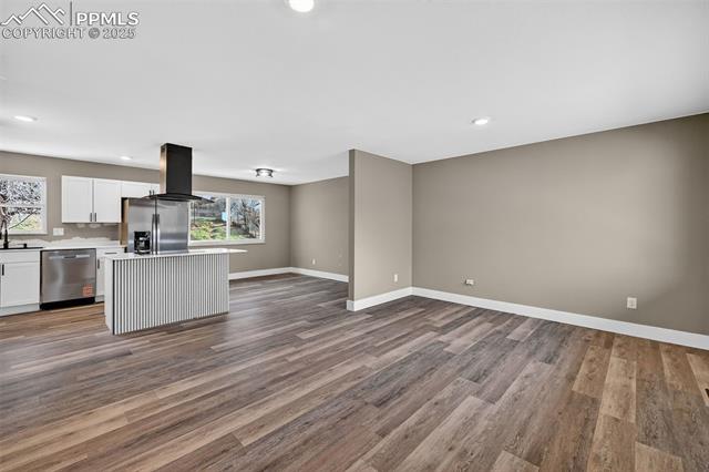 7005 Metropolitan Street