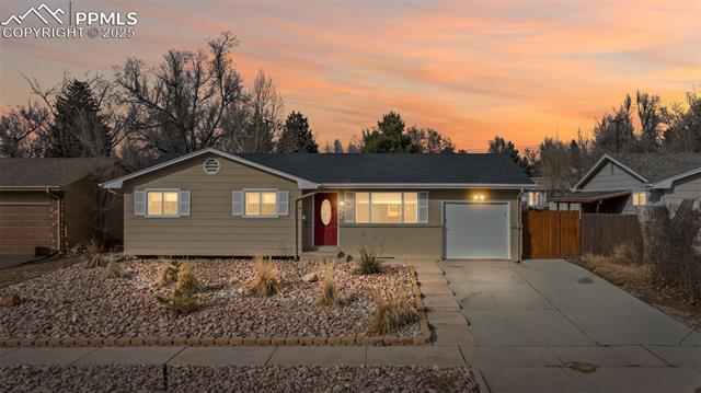 2566 E Caramillo Street