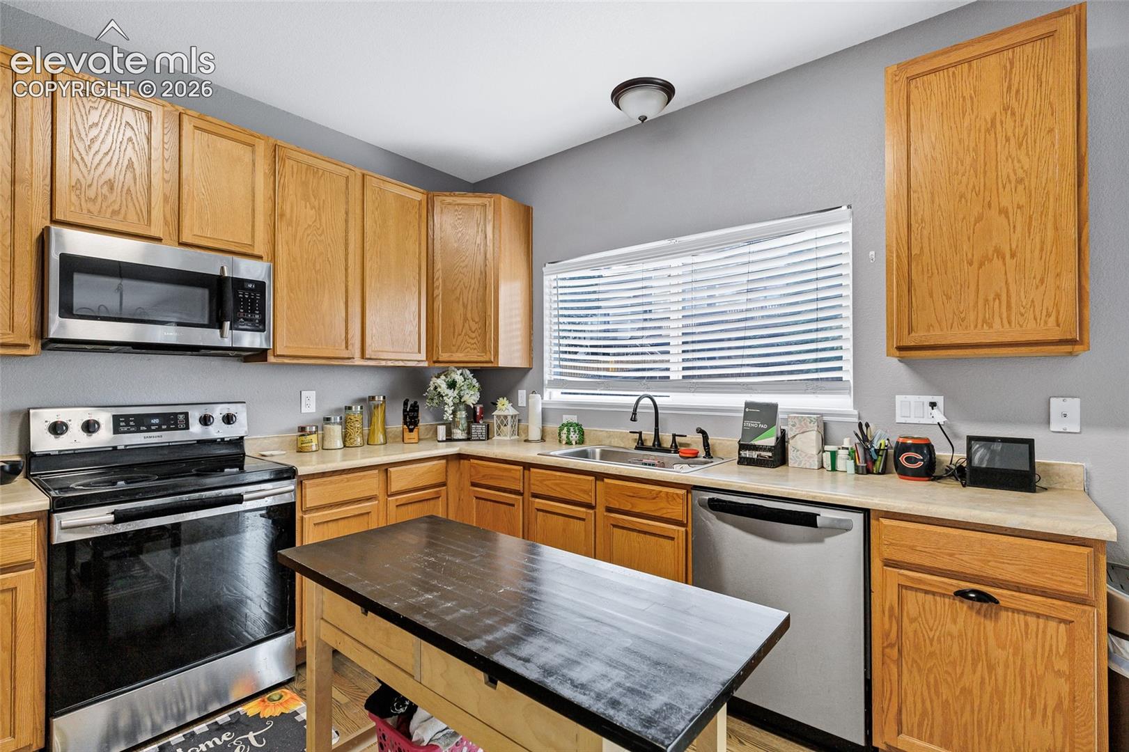 4262 Knollvale Drive