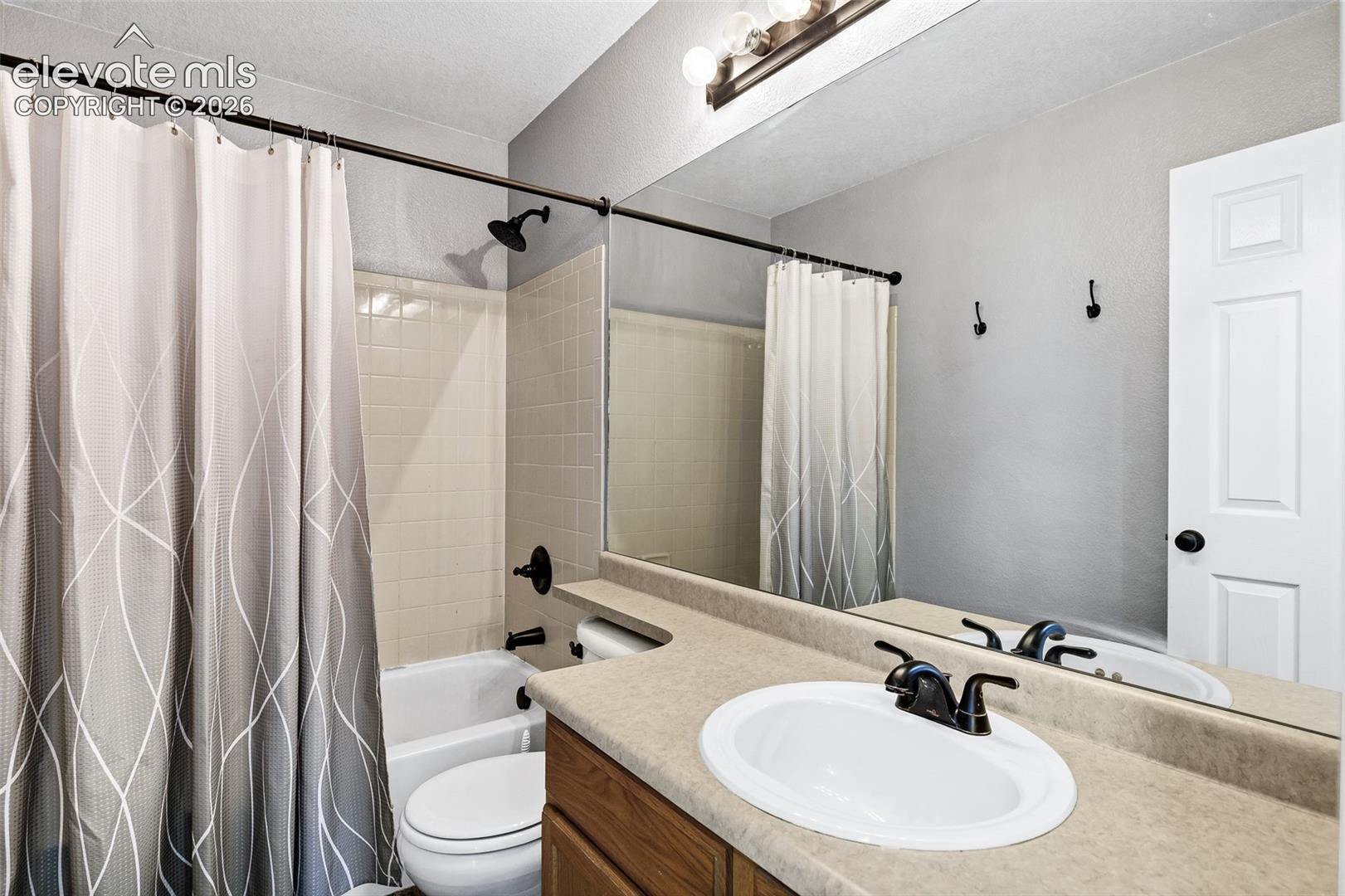 4262 Knollvale Drive