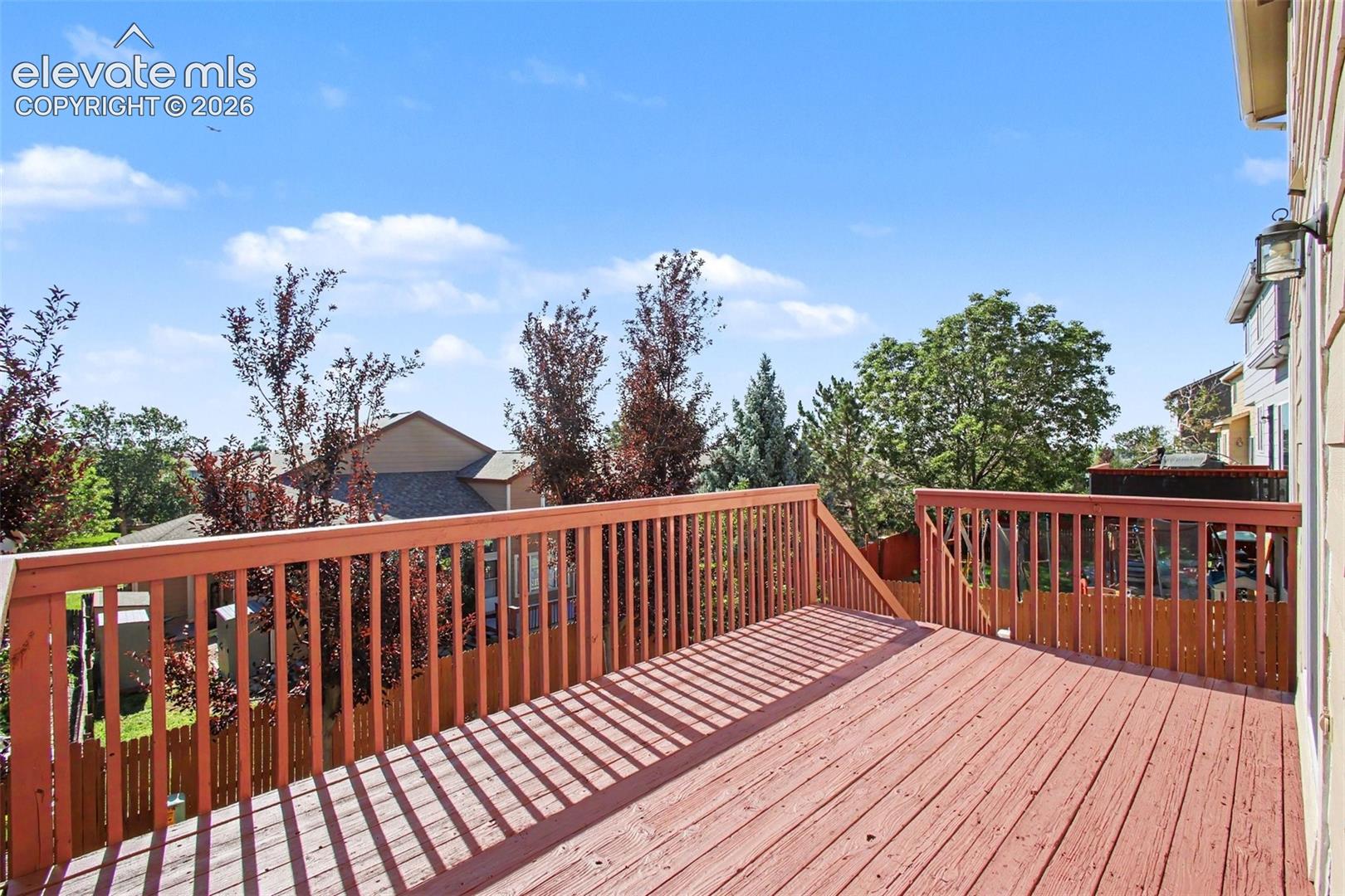 4118 Round Hill Drive