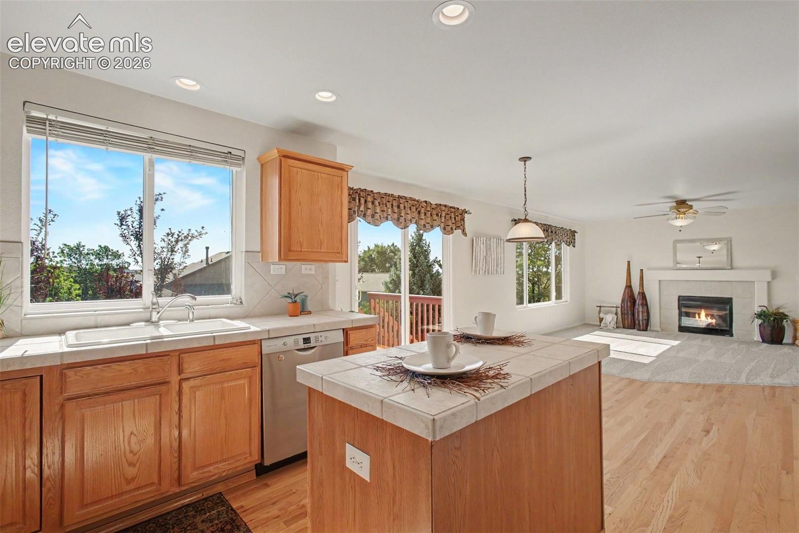 4118 Round Hill Drive