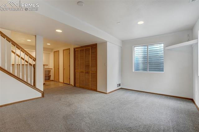 6121 Bow River Drive