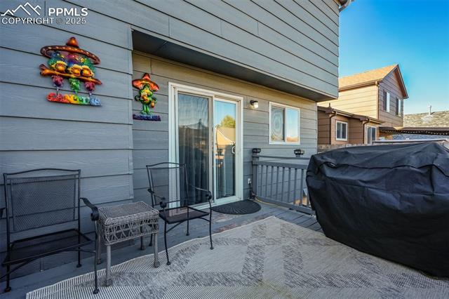 6121 Bow River Drive