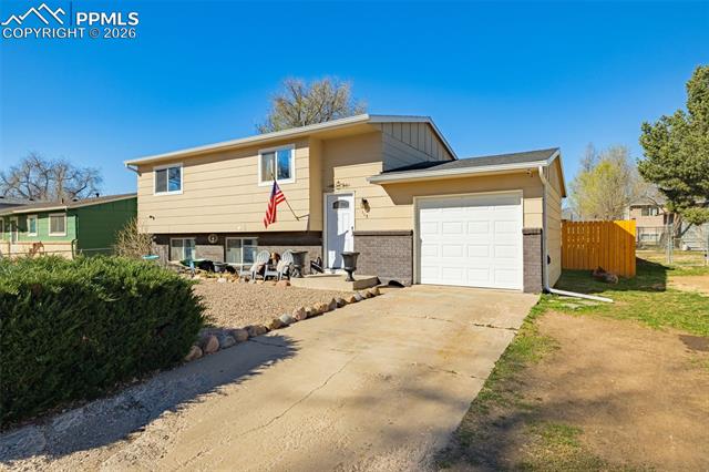 115 Cherry Circle