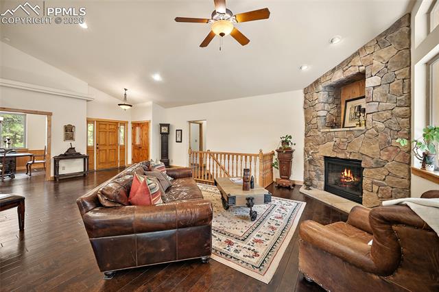 4235 Slash Pine Drive