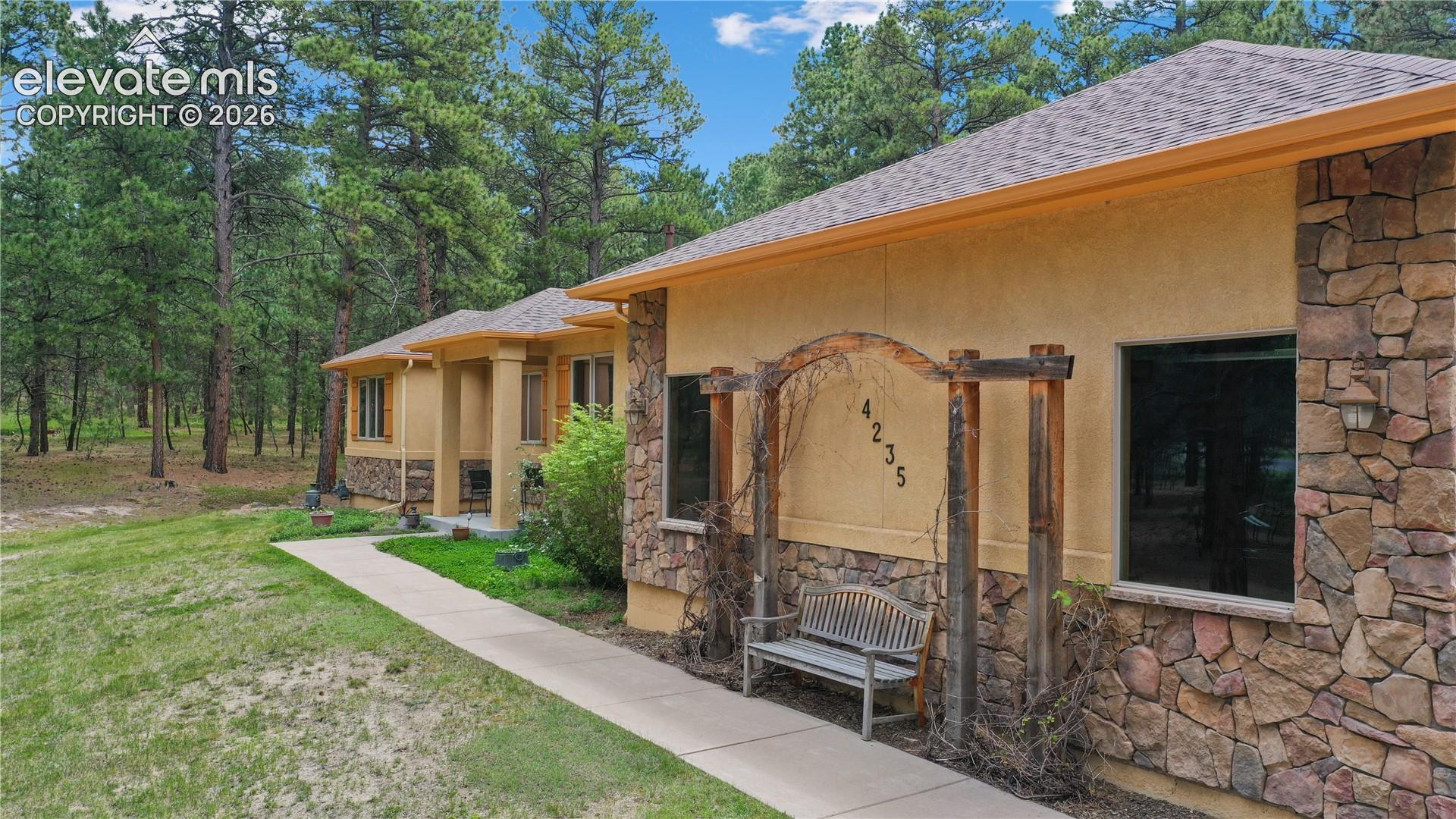 4235 Slash Pine Drive