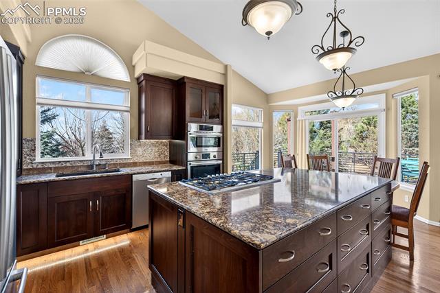 15151 Ridgefield Lane