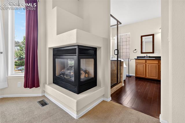 15151 Ridgefield Lane