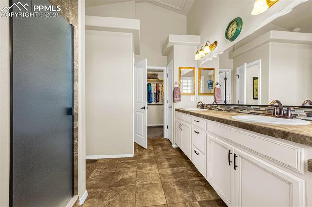 11497 Lobo Peak Drive