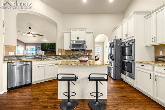 11497 Lobo Peak Drive