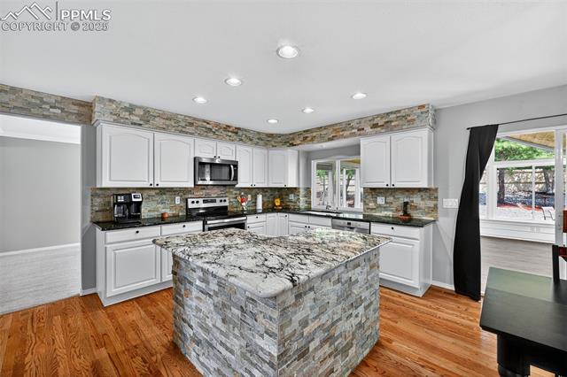 2712 Emerald Ridge Drive