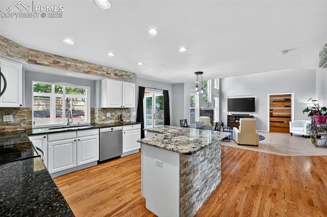 2712 Emerald Ridge Drive