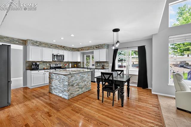 2712 Emerald Ridge Drive