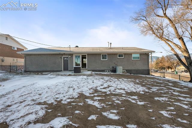 1605 Kodiak Drive