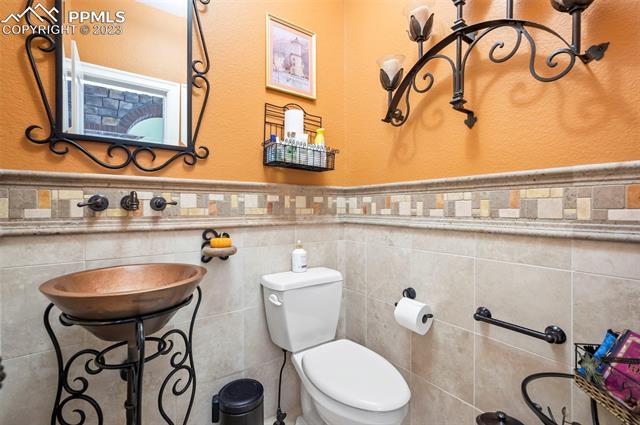 2145 Wake Forest Court