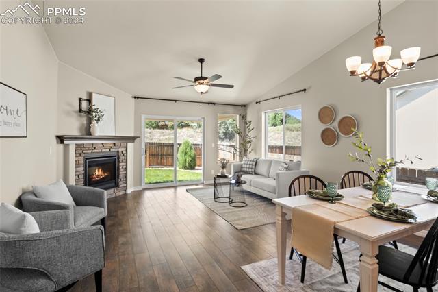 2712 Pony Club Lane