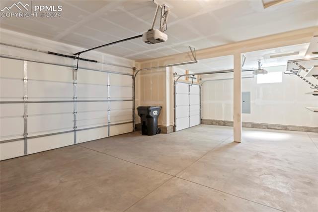 2712 Pony Club Lane