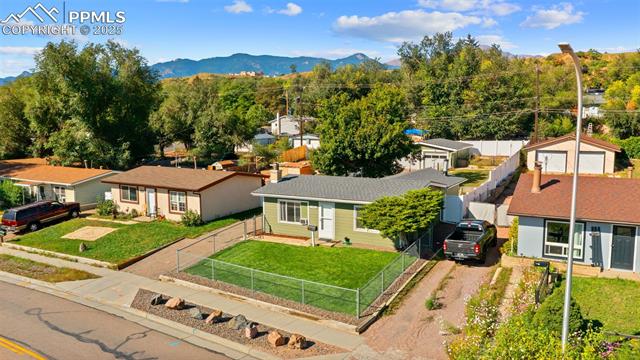 2906 N Chestnut Street