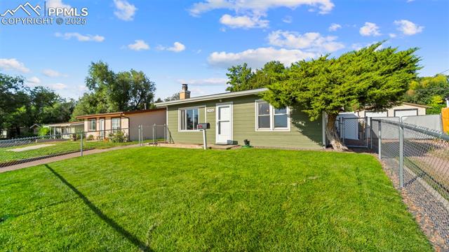 2906 N Chestnut Street