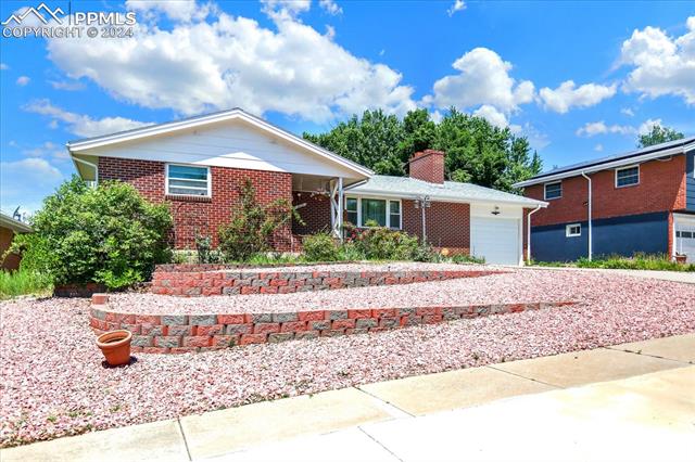 2132 Glenn Summer Road