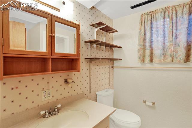 2132 Glenn Summer Road