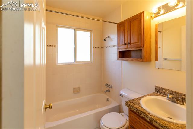 3932 Pearl Drive