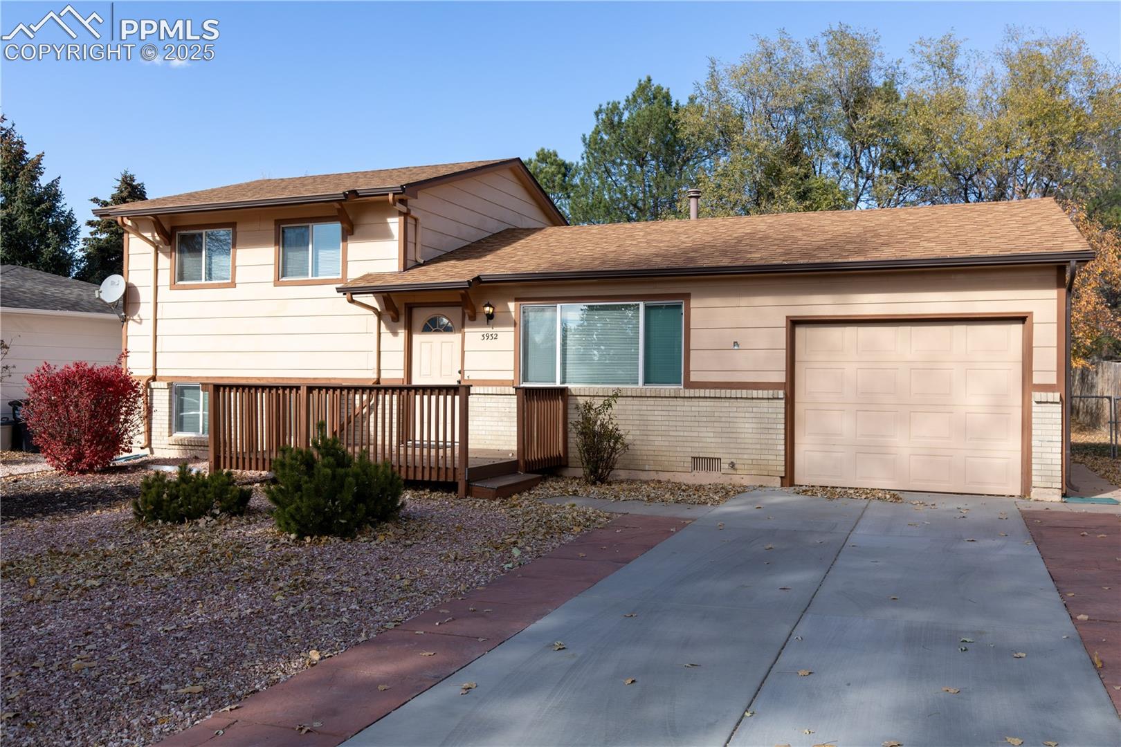 3932 Pearl Drive