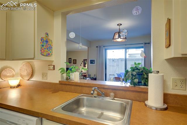 3330 Templeton Gap Road Unit: 63