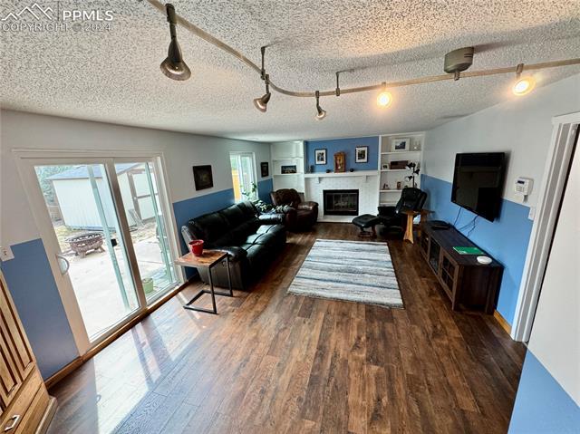 6380 Snowbird Drive