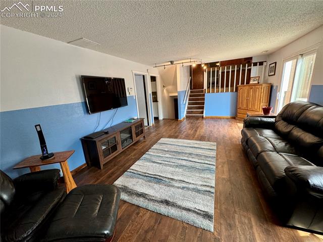 6380 Snowbird Drive