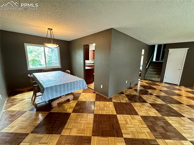6380 Snowbird Drive