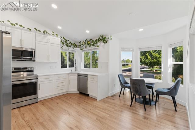 5001 BARNSTORMERS Avenue