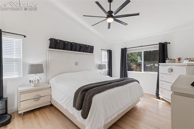 5001 BARNSTORMERS Avenue