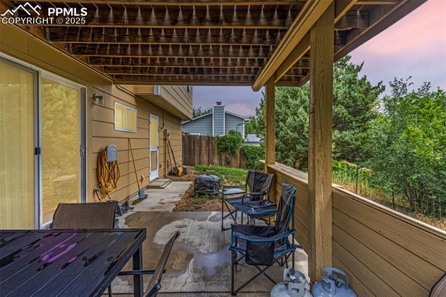 5461 Alteza Drive