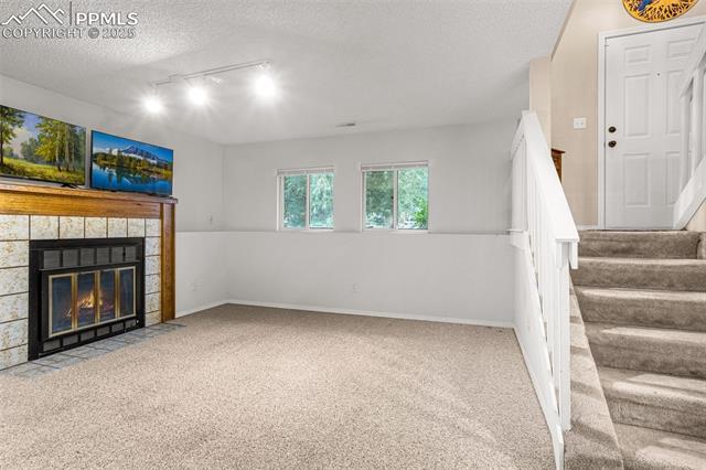 5461 Alteza Drive