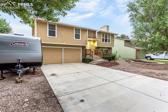 5461 Alteza Drive