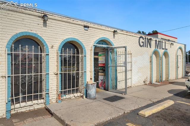 410 N Circle Drive