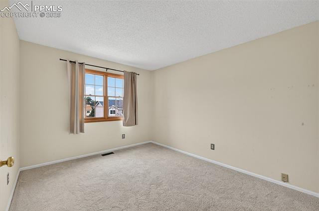 2040 Bramblwood Lane