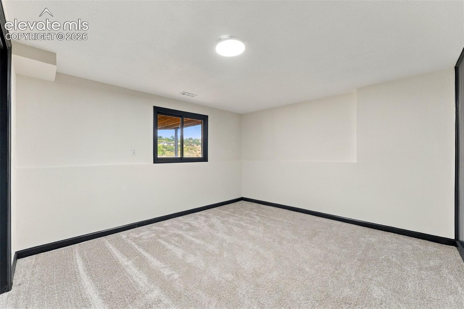 425 Roxbury Circle